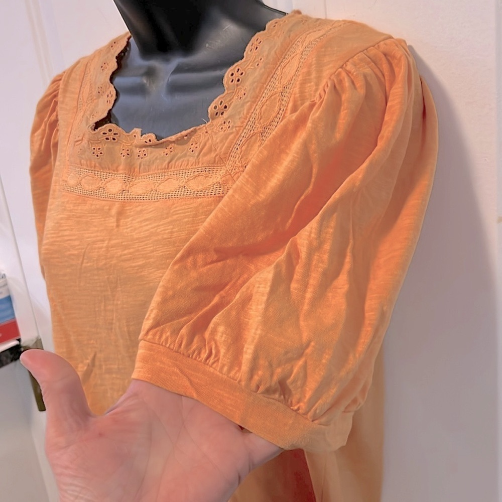 NWOT 🏖️ ST. JOHNS BAY 100% COTTON ORANGE EYELET SHORT SLEEVE BLOUSE TOP Womens L